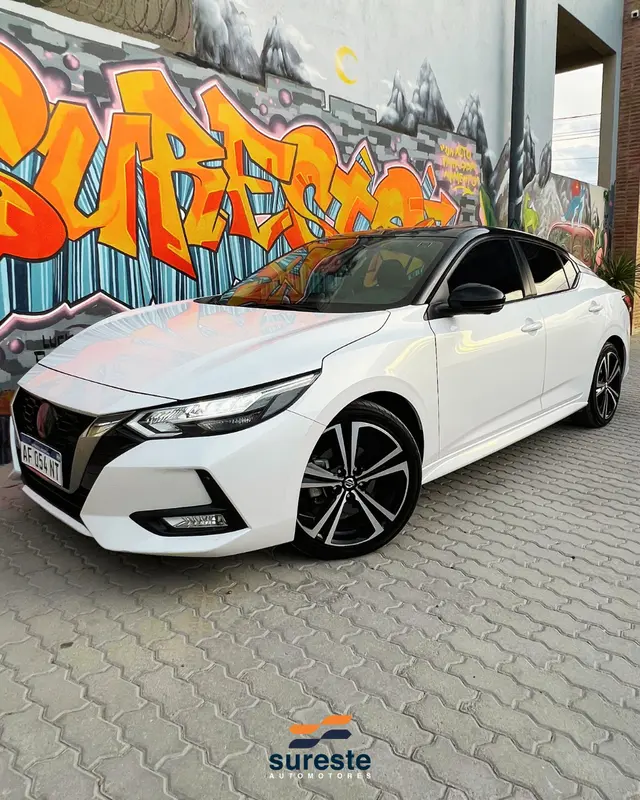 Mira esta publicación de Nissan Sentra 2021 en Motordil
