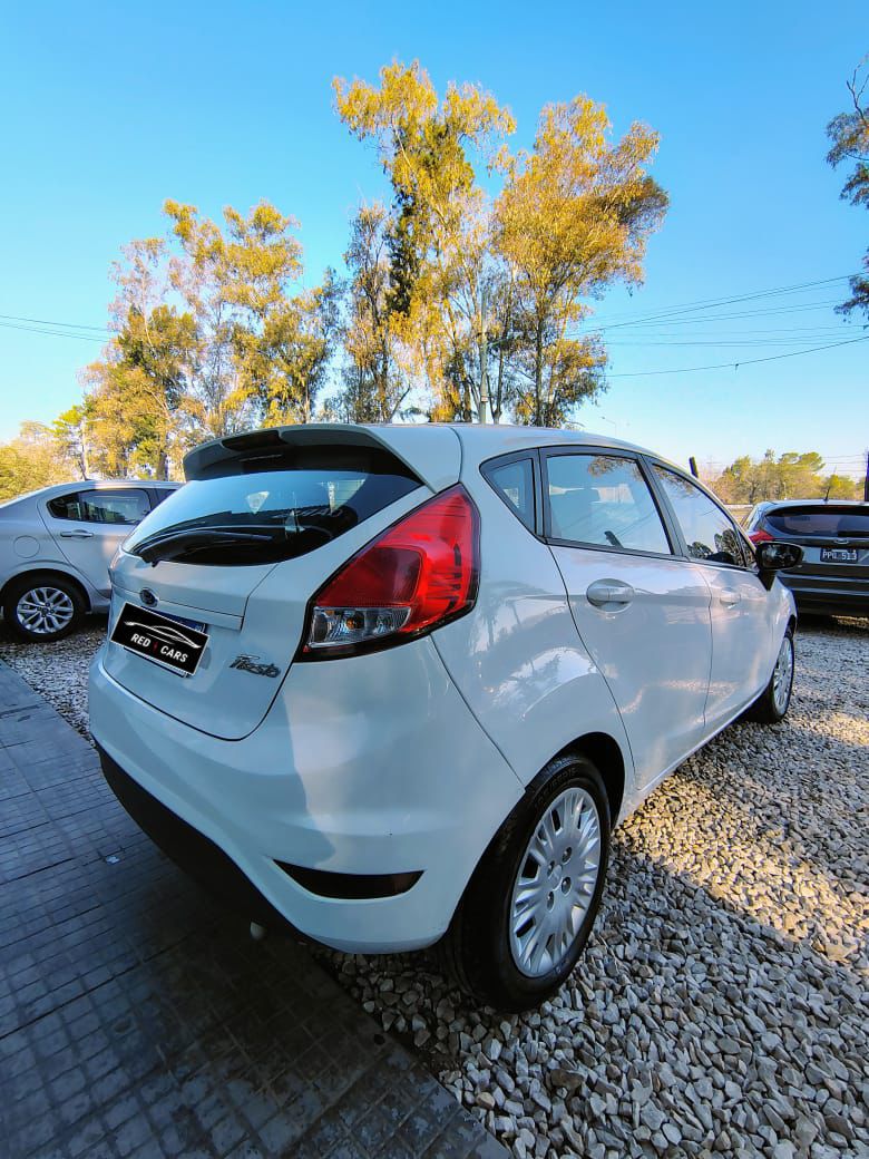 Mira esta publicación de Ford Fiesta 2016 en Motordil