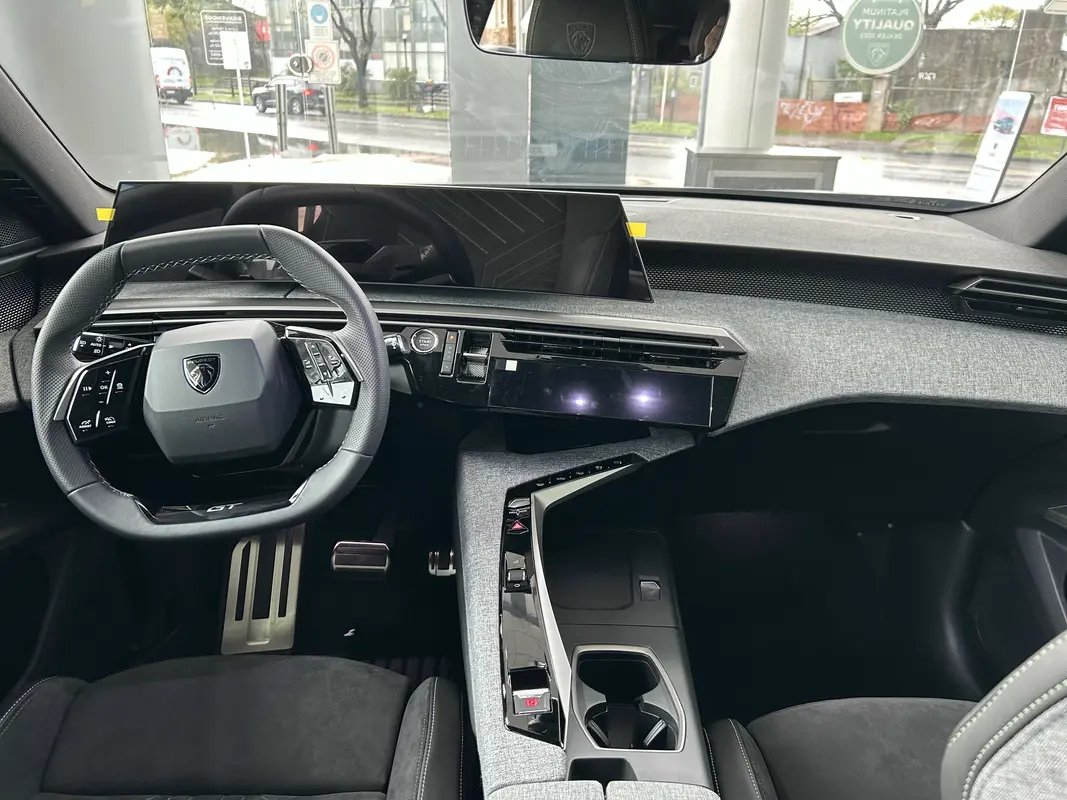 Mira esta publicación de Peugeot 3008 2025 en Motordil