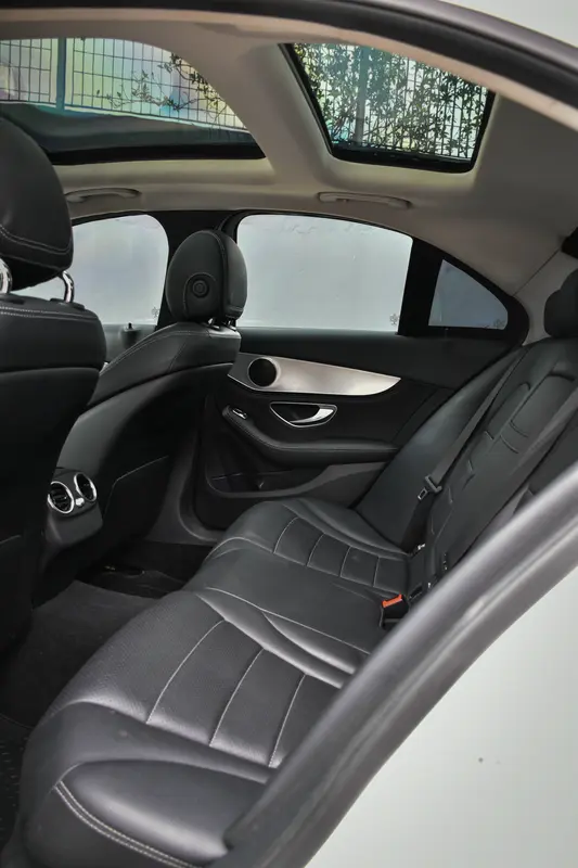 Mira esta publicación de Mercedes Benz Clase C 2015 en Motordil