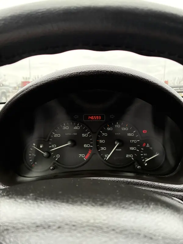 Mira esta publicación de Peugeot 206 2005 en Motordil