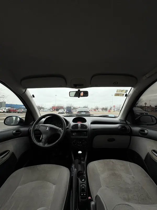 Mira esta publicación de Peugeot 206 2005 en Motordil