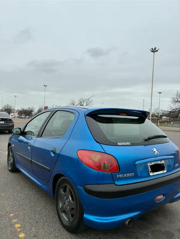 Mira esta publicación de Peugeot 206 2005 en Motordil