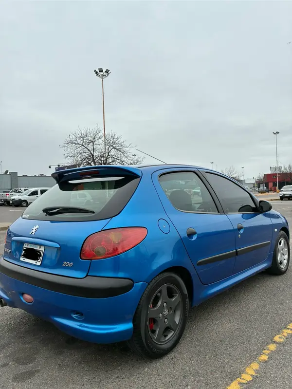 Mira esta publicación de Peugeot 206 2005 en Motordil