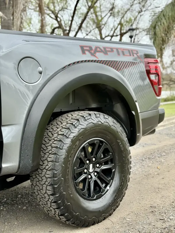 Mira esta publicación de Ford F 150 Raptor