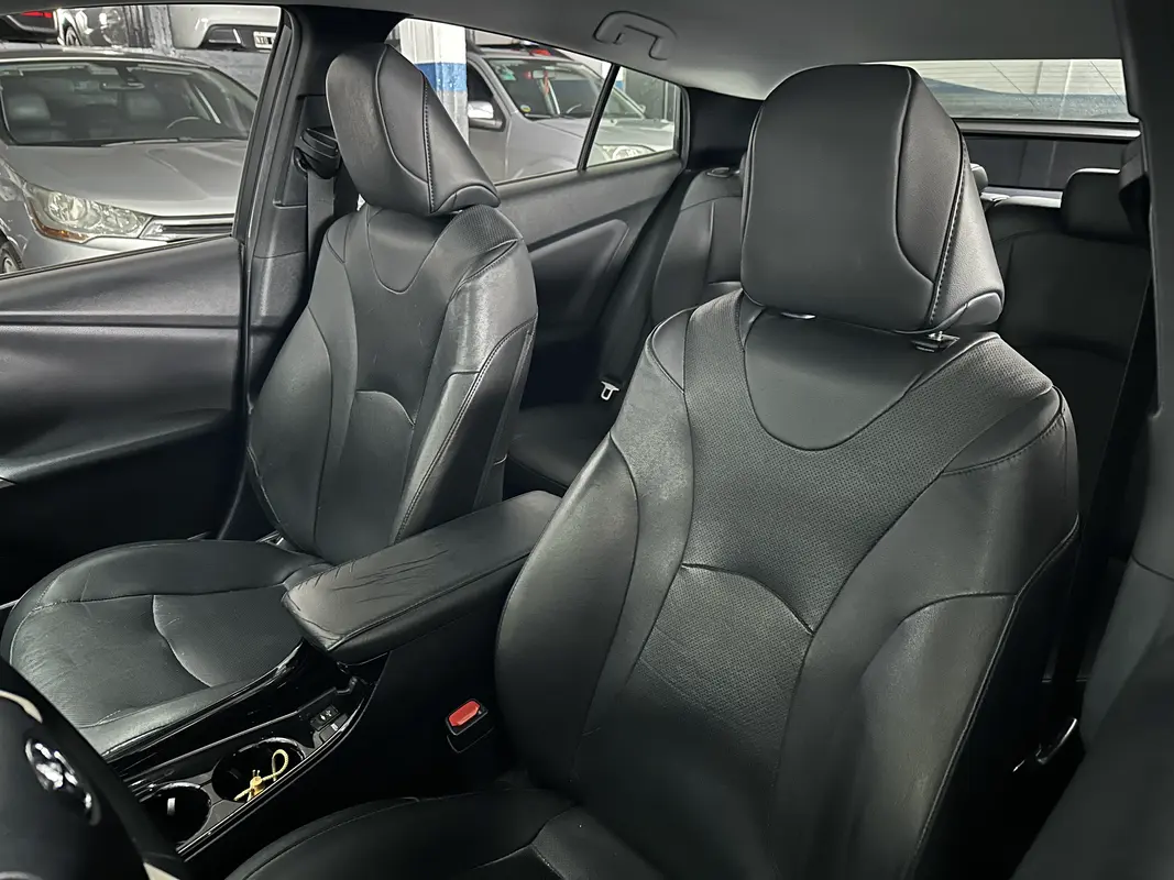 Mira esta publicación de Toyota Prius 2018 en Motordil