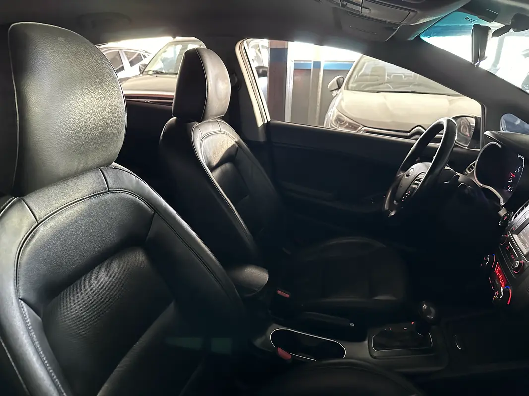 Mira esta publicación de KIA Cerato 2016 en Motordil