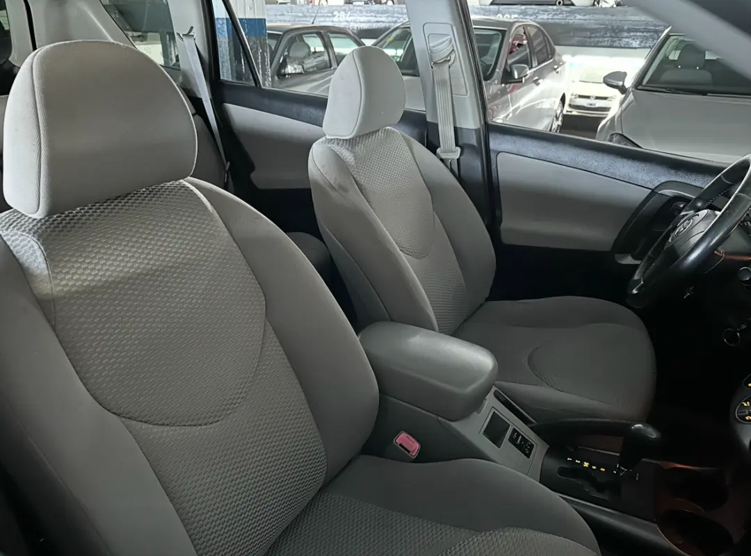 Mira esta publicación de Toyota RAV4 2010 en Motordil