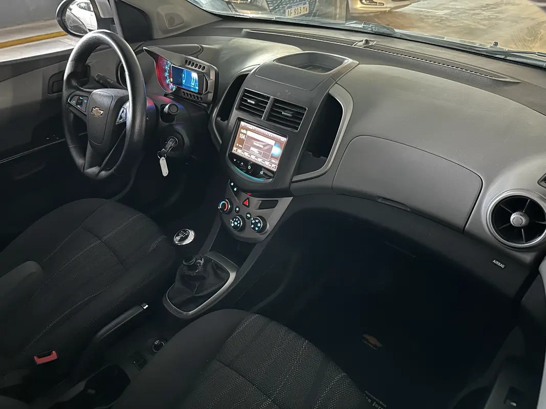 Mira esta publicación de Chevrolet Sonic 2014 en Motordil