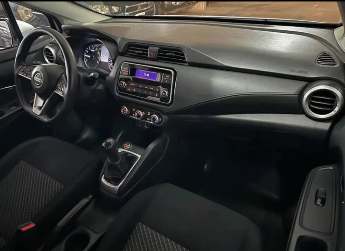 Mira esta publicación de Nissan Versa 2022 en Motordil