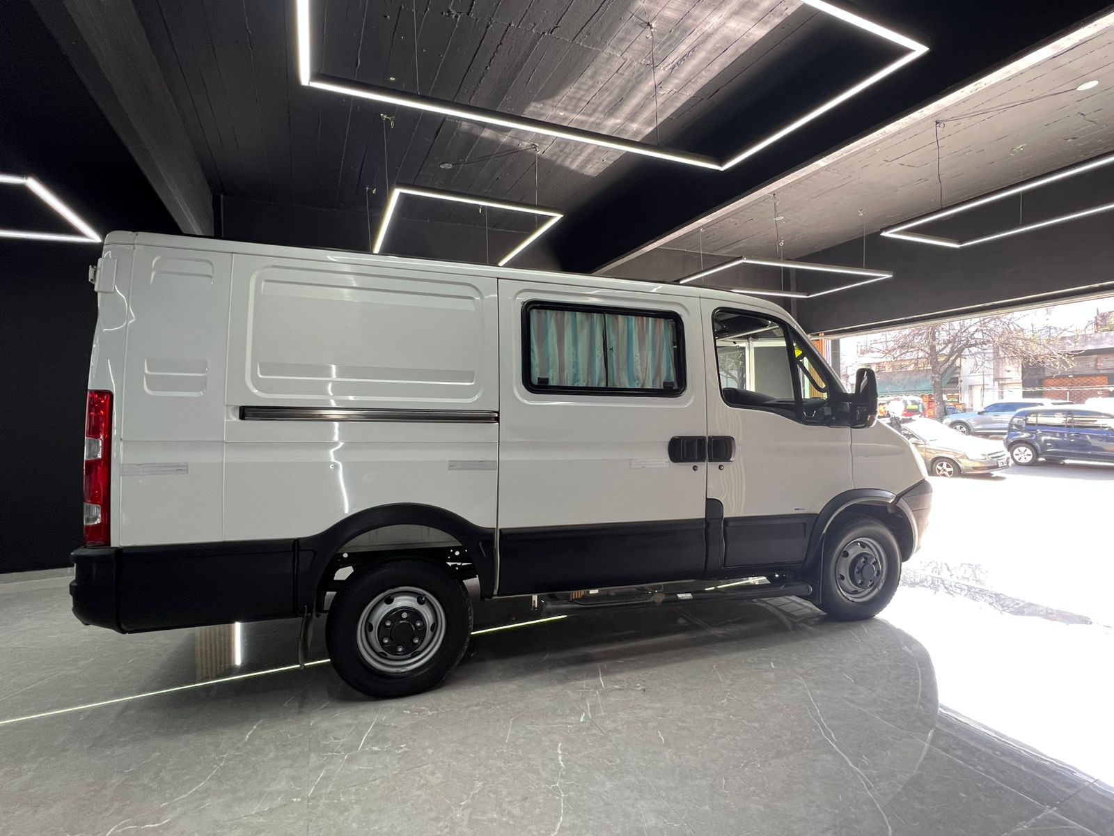 Mira esta publicación de Iveco Otros 2013 en Motordil