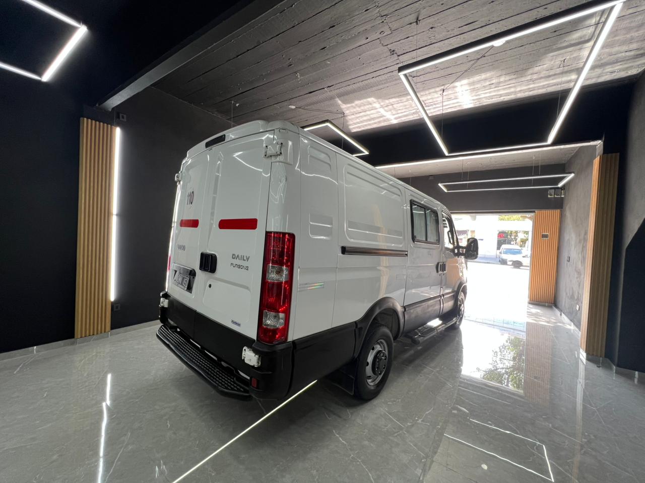 Mira esta publicación de Iveco Otros 2013 en Motordil