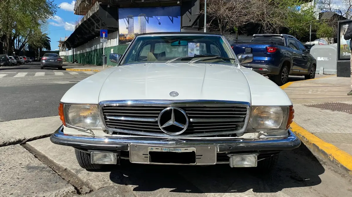 Mira esta publicación de Mercedes Benz SL 1978 en Motordil