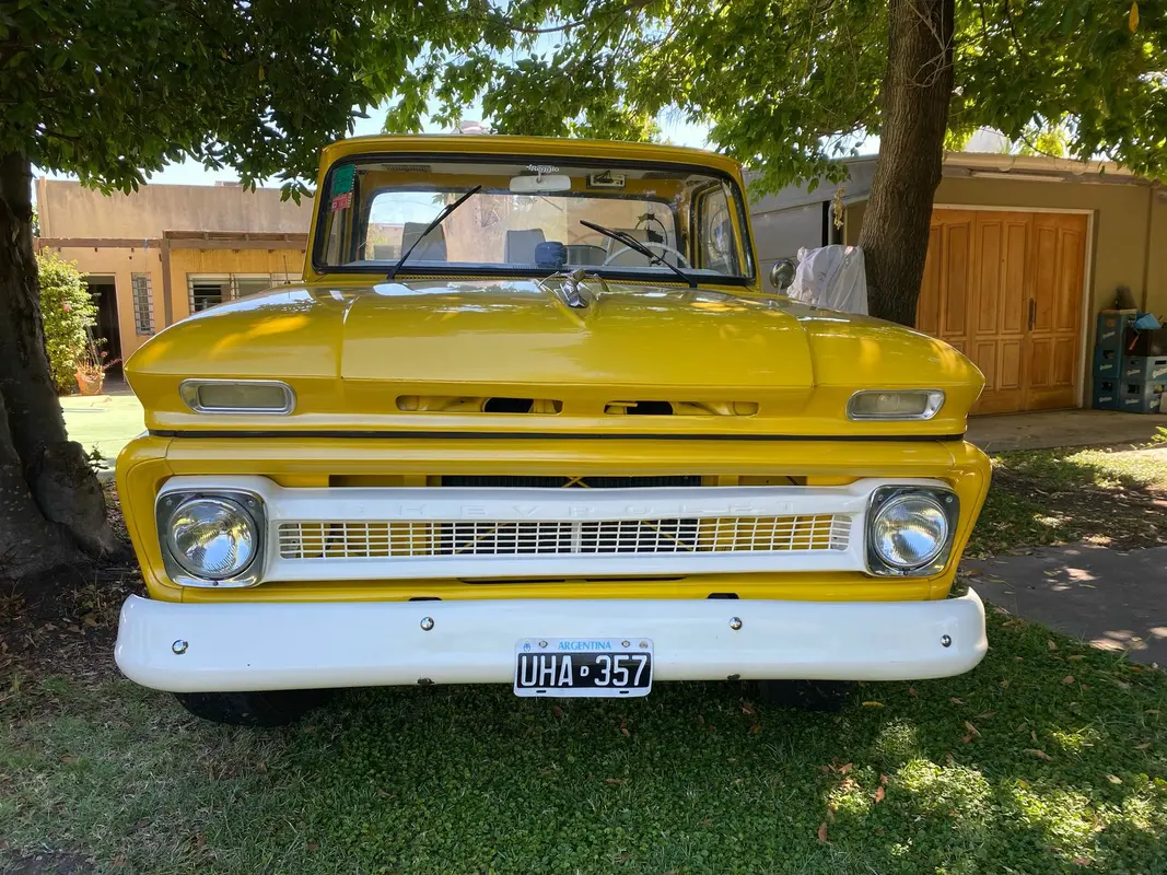 Mira esta publicación de Chevrolet C10 1964 en Motordil