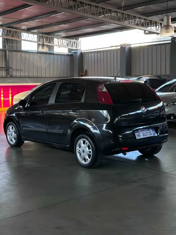 Mira esta publicación de Fiat Punto 2010 en Motordil