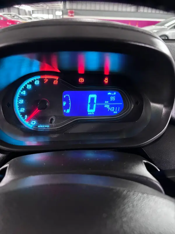 Mira esta publicación de Chevrolet Onix 2017 en Motordil