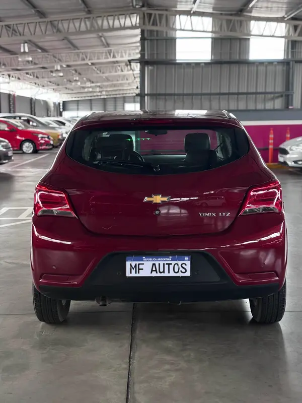 Mira esta publicación de Chevrolet Onix 2017 en Motordil