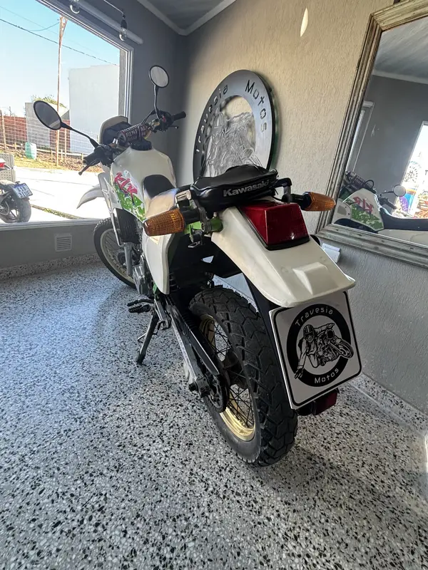Mira esta publicación de Kawasaki KLR 650 1994 en Motordil