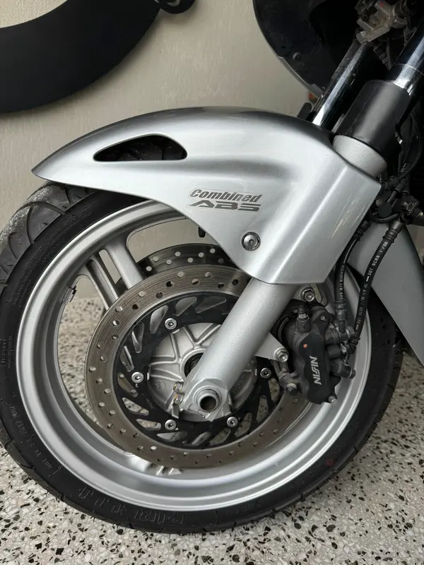 Mira esta publicación de Honda NT 700 V Deuville 2008 en Motordil