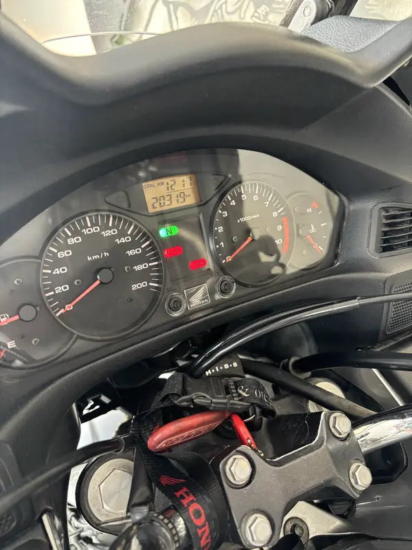 Mira esta publicación de Honda NT 700 V Deuville 2008 en Motordil