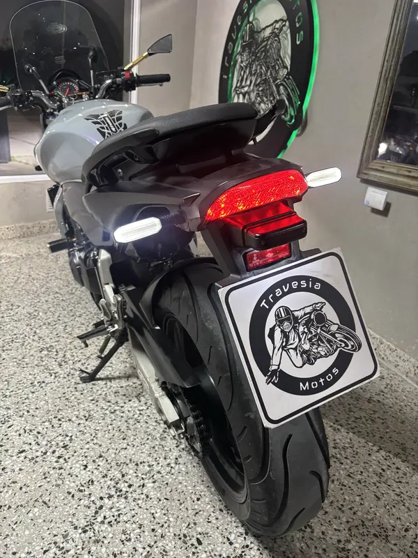 Mira esta publicación de Honda CB 600 HORNET 2008 en Motordil