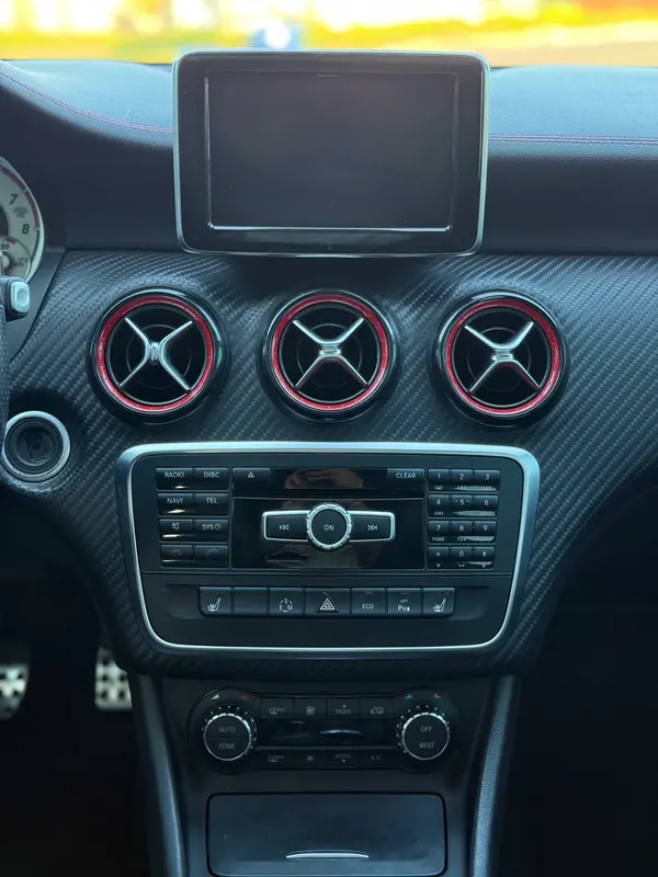 Mira esta publicación de Mercedes Benz Clase A 2013 en Motordil