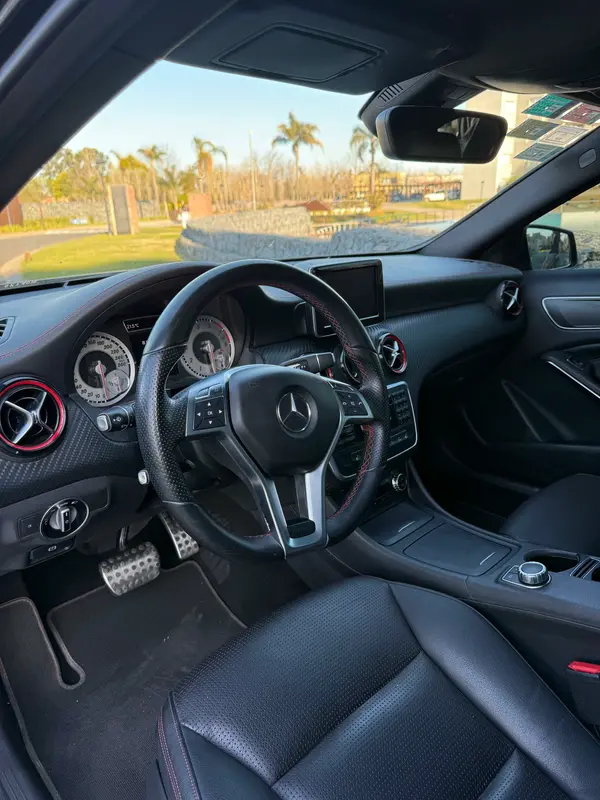 Mira esta publicación de Mercedes Benz Clase A 2013 en Motordil