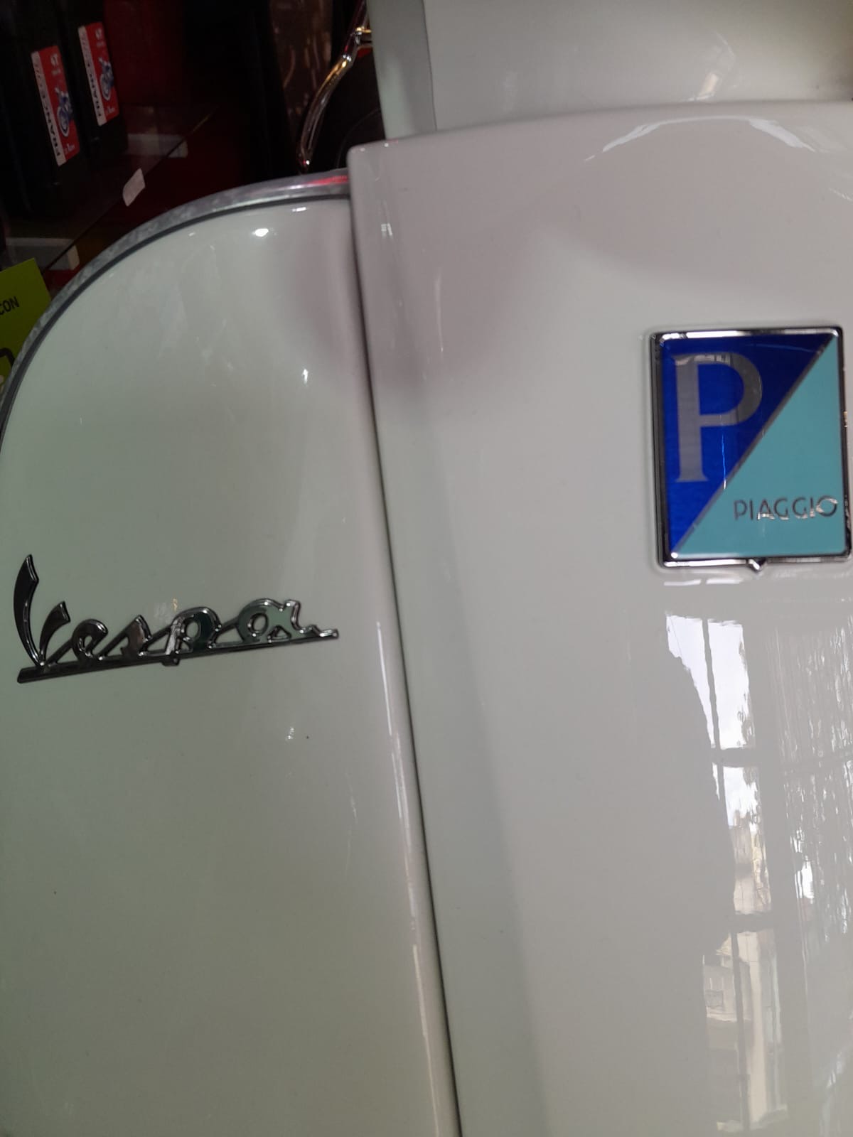 Mira esta publicación de Vespa 150 VXL 2018 en Motordil