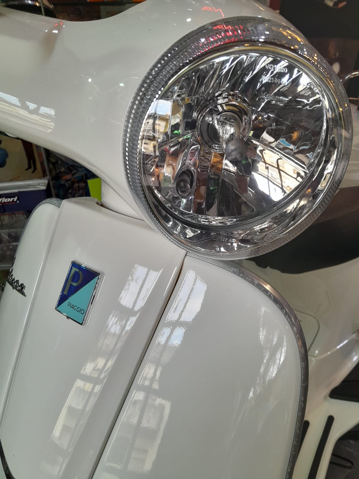 Mira esta publicación de Vespa 150 VXL 2018 en Motordil