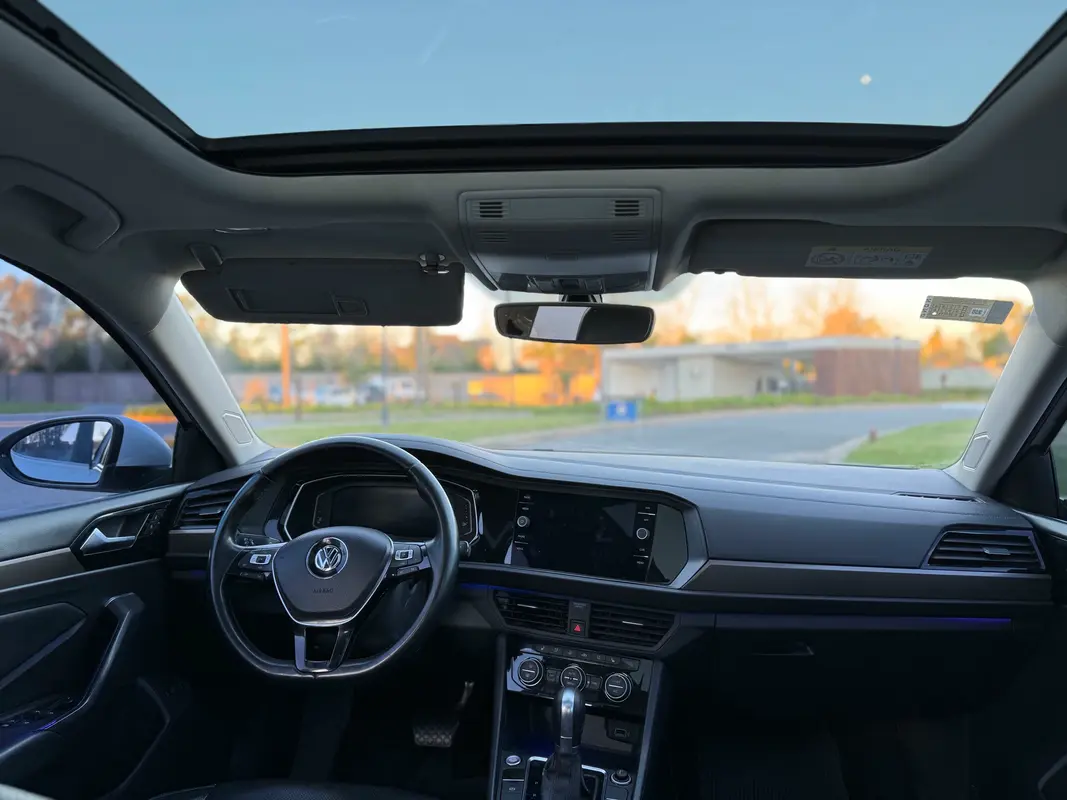 Mira esta publicación de Volkswagen Vento 2018 en Motordil