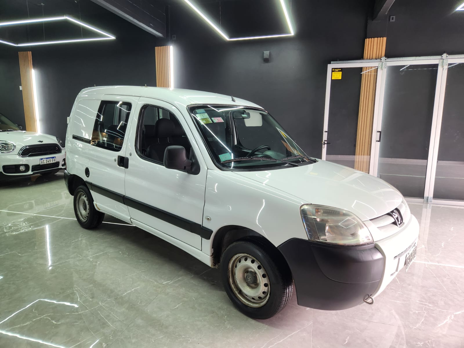 Mirá esta publicación de Peugeot Partner