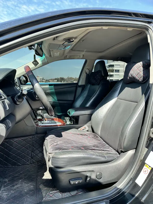 Mira esta publicación de Toyota Camry 2012 en Motordil
