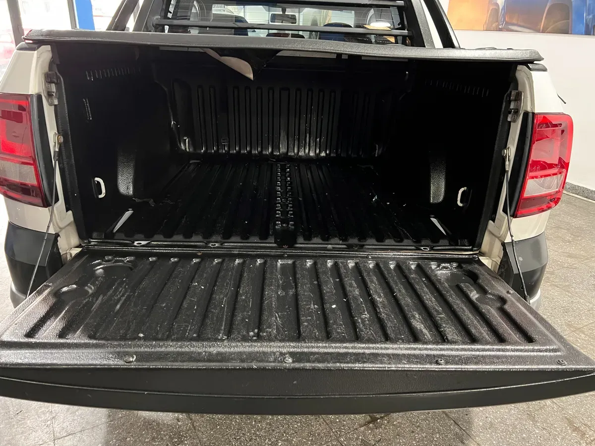 Mira esta publicación de Volkswagen Saveiro 2017 en Motordil