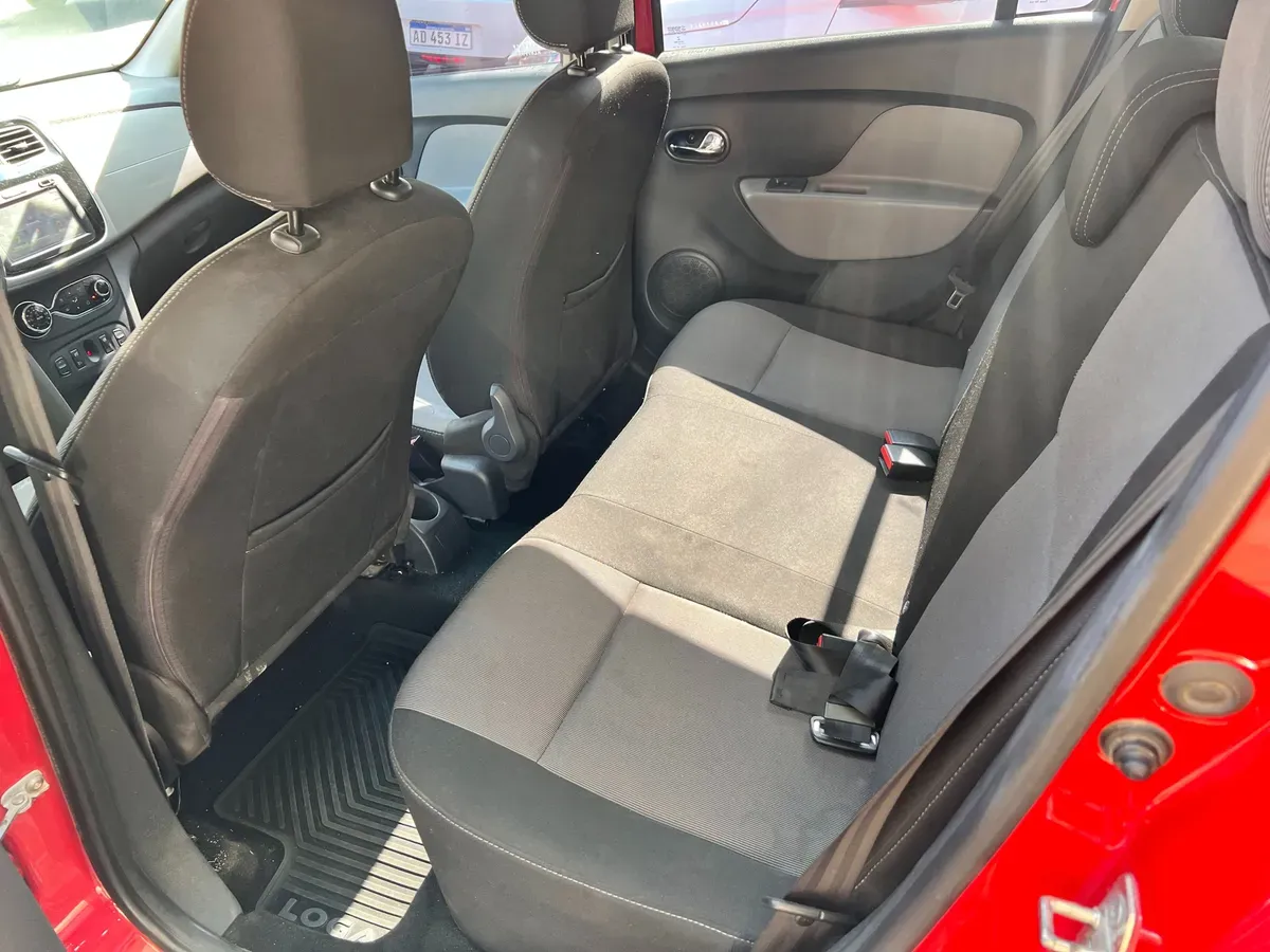 Mira esta publicación de Renault Logan II 2019 en Motordil