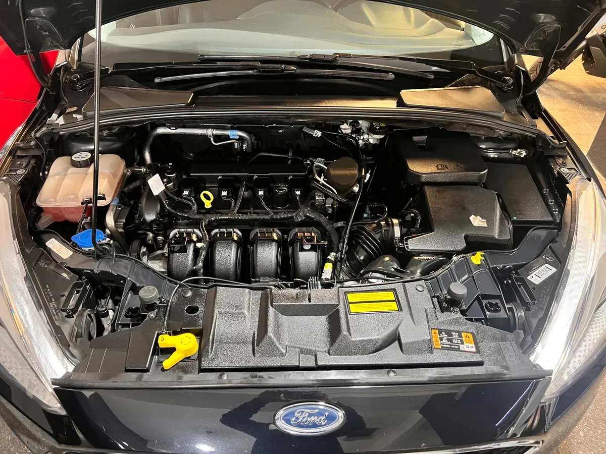 Mira esta publicación de Ford Focus 2015 en Motordil