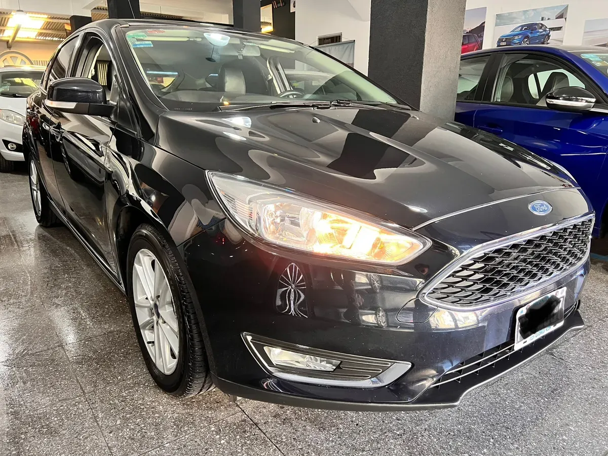 Mira esta publicación de Ford Focus 2015 en Motordil