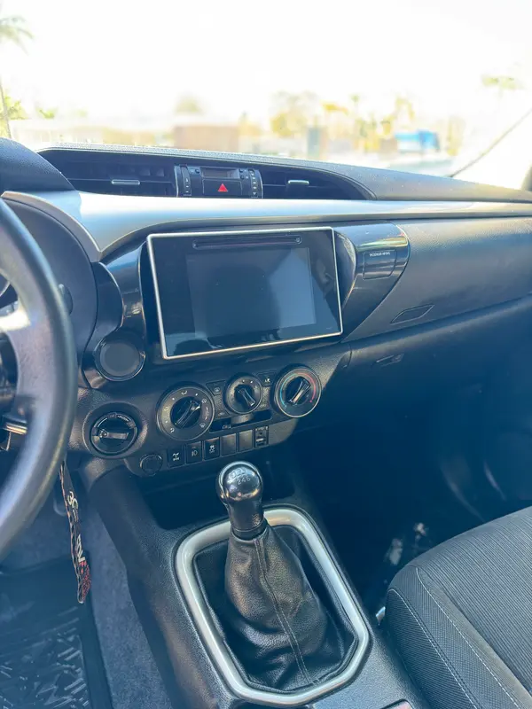 Mira esta publicación de Toyota Hilux 2016 en Motordil