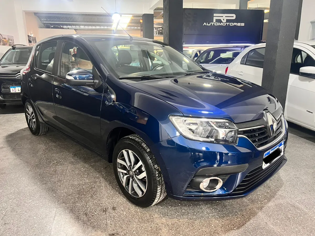 Mira esta publicación de Renault Sandero II 2022 en Motordil