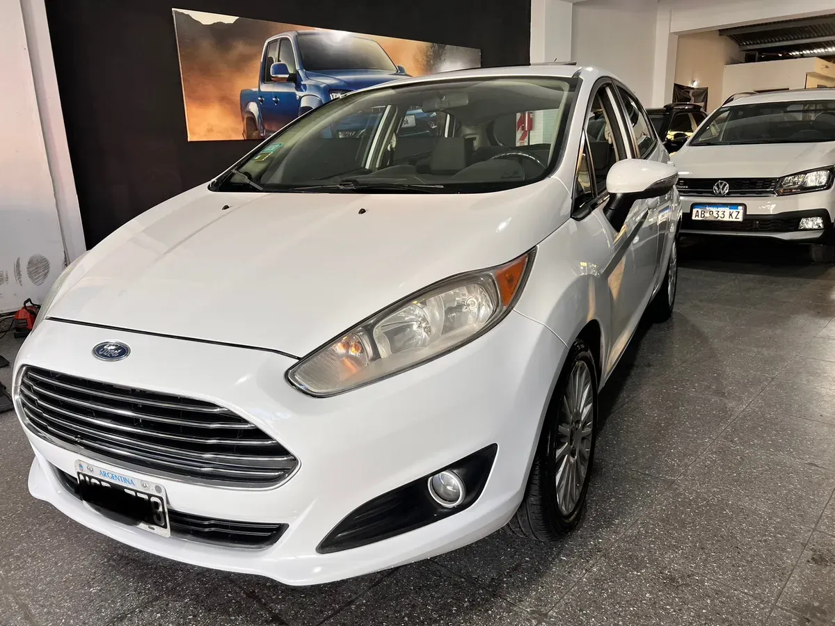 Mira esta publicación de Ford Fiesta 2013 en Motordil