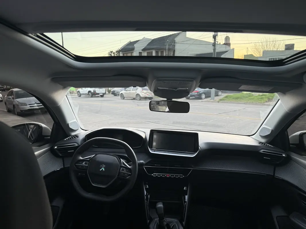 Mira esta publicación de Peugeot 208 2022 en Motordil