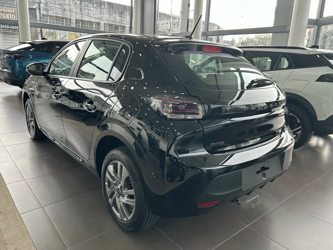 Mira esta publicación de Peugeot 208 2023 en Motordil