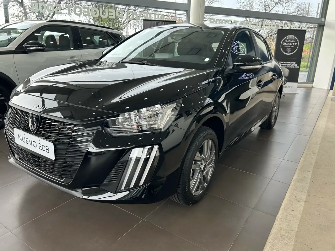 Mira esta publicación de Peugeot 208 2023 en Motordil
