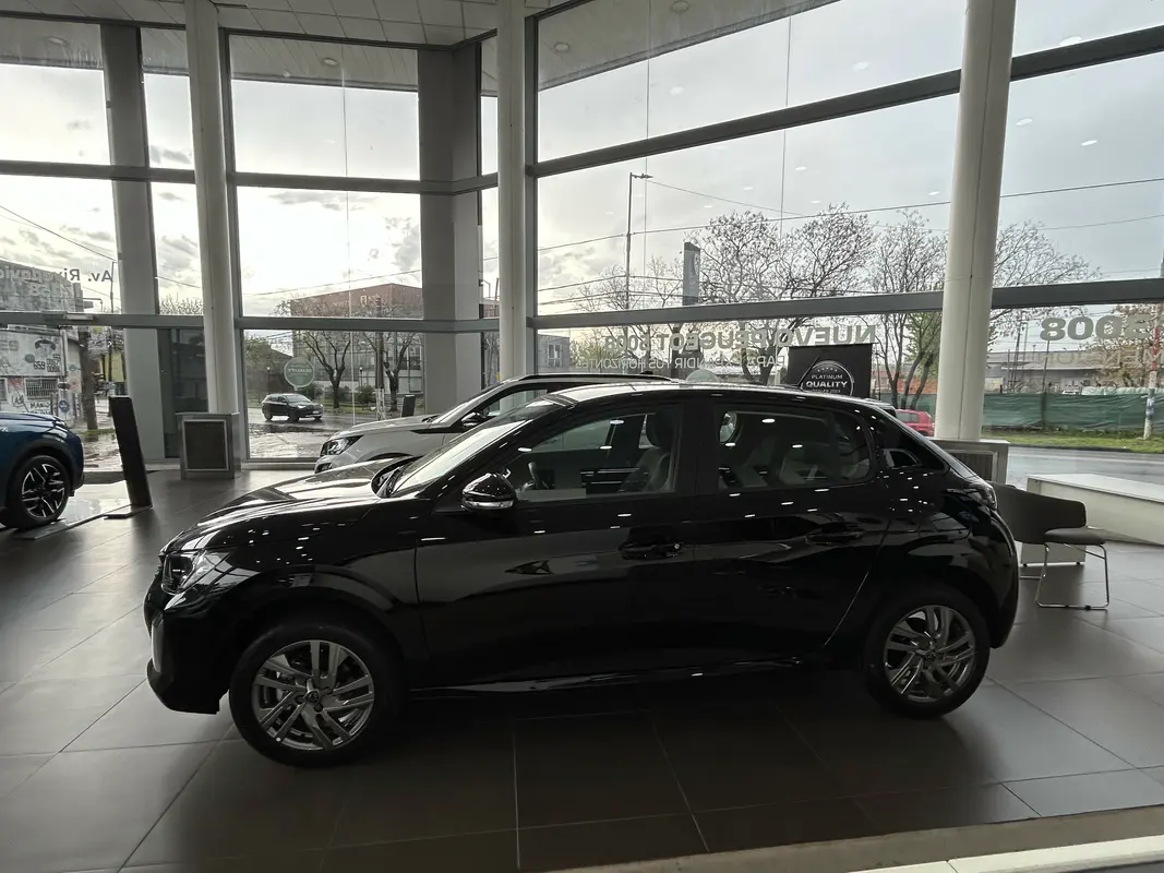 Mira esta publicación de Peugeot 208 2023 en Motordil