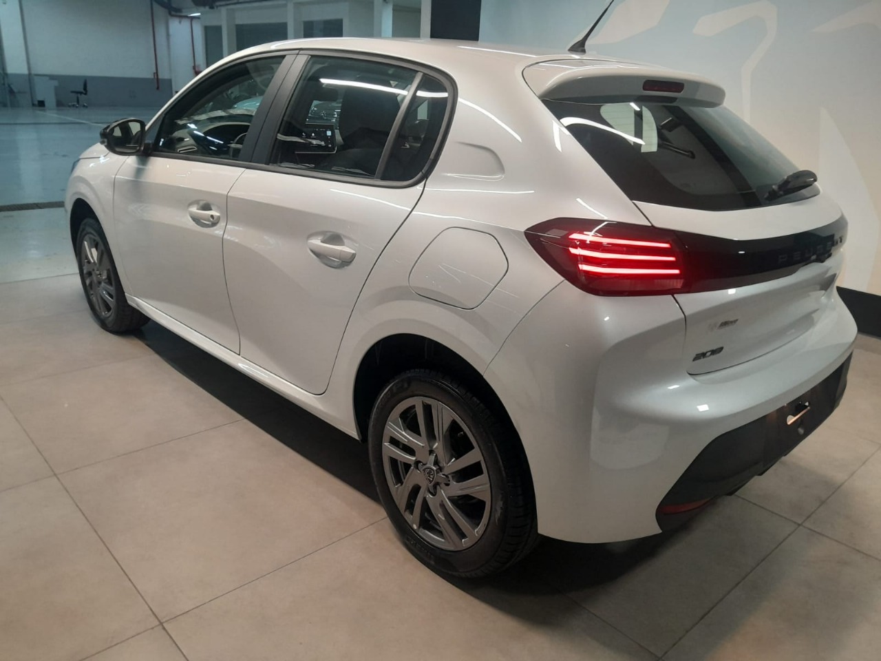 Mirá esta publicación de Peugeot 208