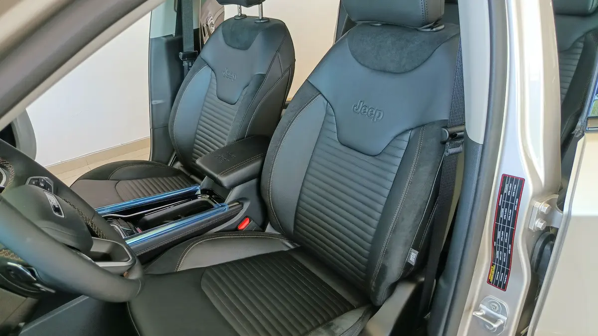 Mira esta publicación de Jeep Commander 2025 en Motordil