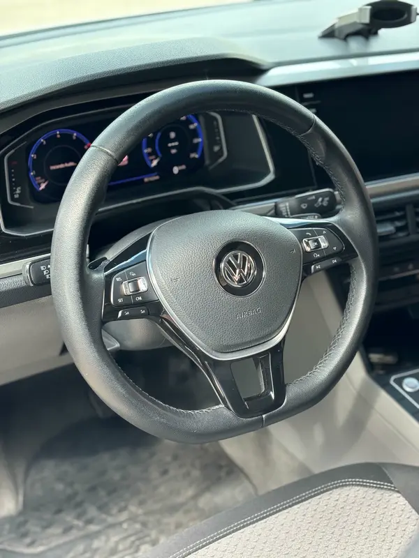 Mira esta publicación de Volkswagen Virtus 2018 en Motordil
