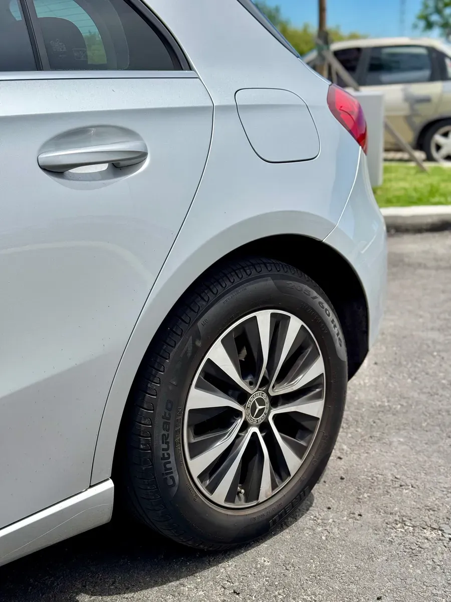 Mira esta publicación de Mercedes Benz Clase A 2020 en Motordil