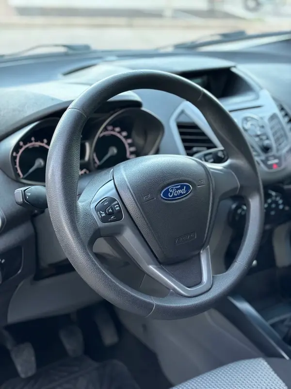 Mira esta publicación de Ford Eco Sport 2015 en Motordil