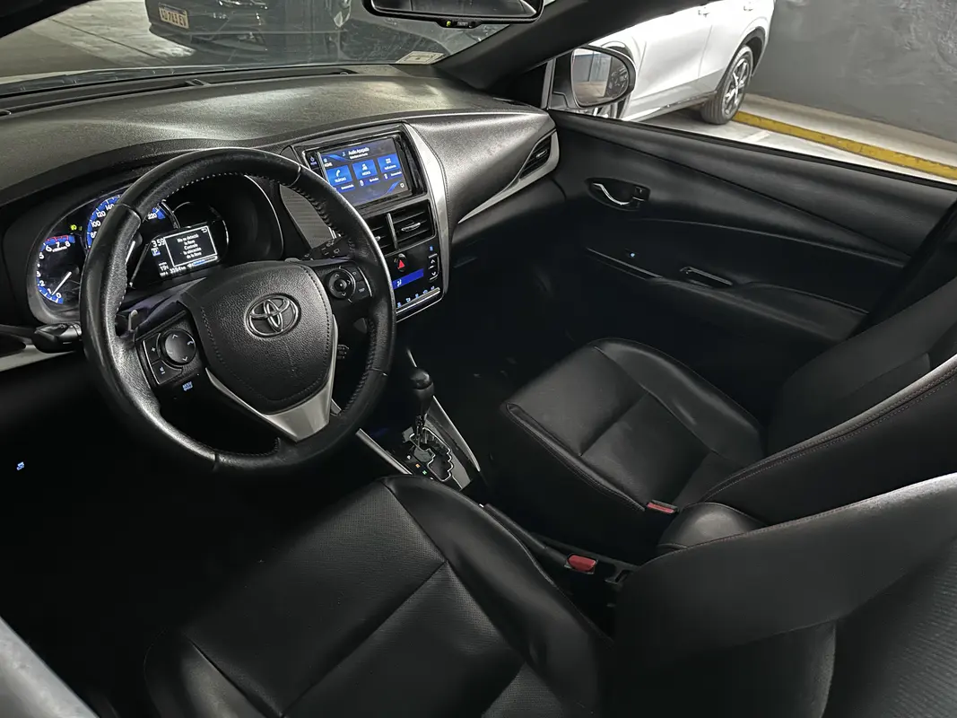 Mira esta publicación de Toyota Yaris 2018 en Motordil