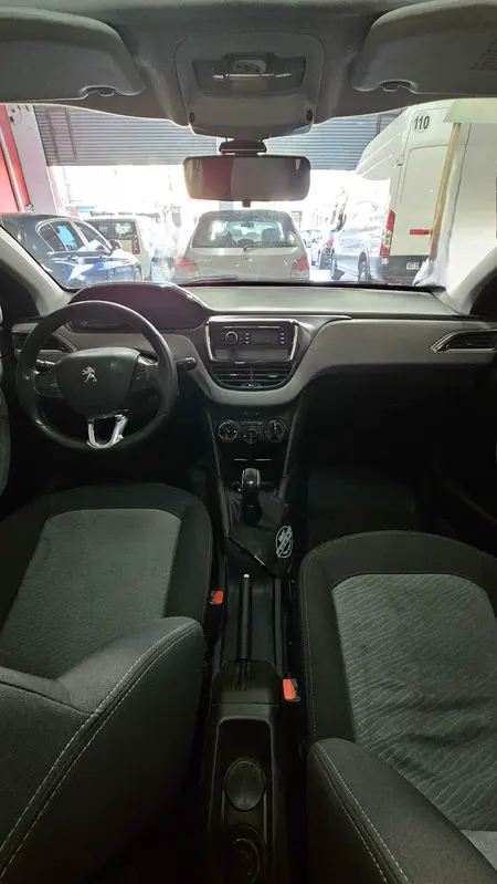 Mira esta publicación de Peugeot 208 2013 en Motordil